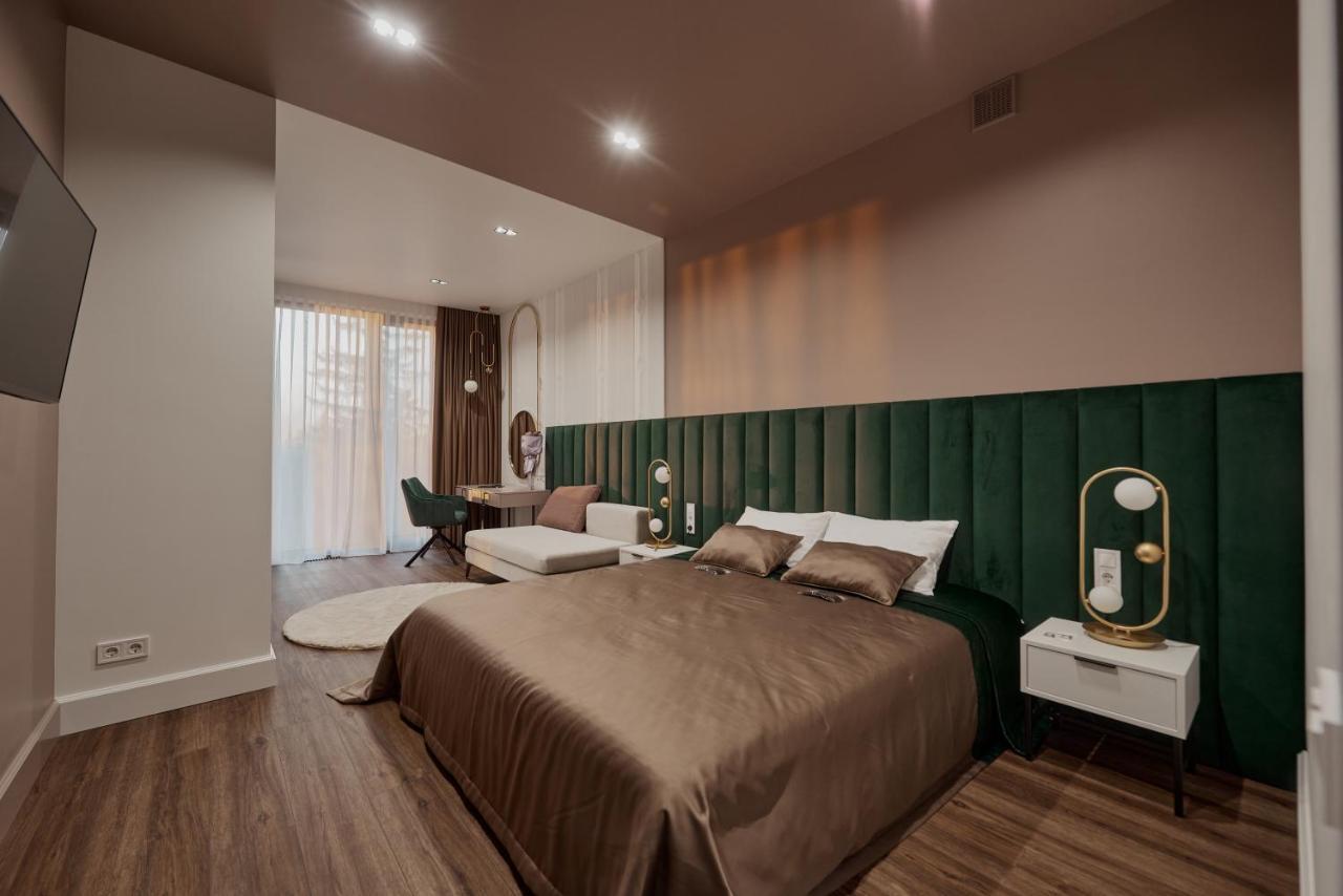 Kostjukowski Apartments Avalon 利沃夫 外观 照片