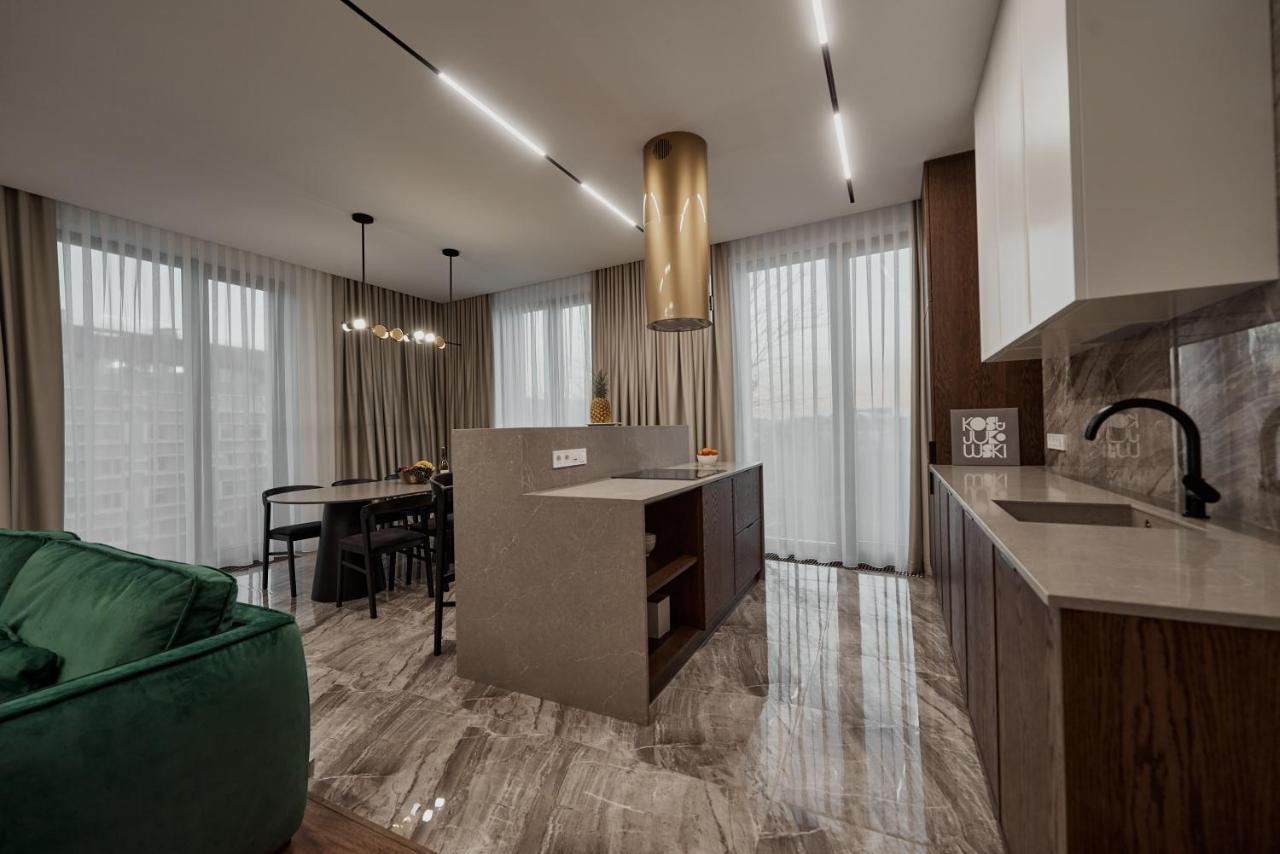 Kostjukowski Apartments Avalon 利沃夫 外观 照片
