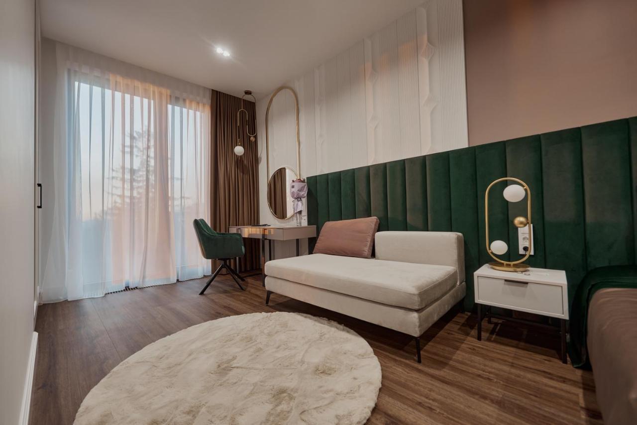 Kostjukowski Apartments Avalon 利沃夫 外观 照片